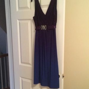 Ladies dress perfect for wedding or New Years Eve. Jeweled purple ribbon.